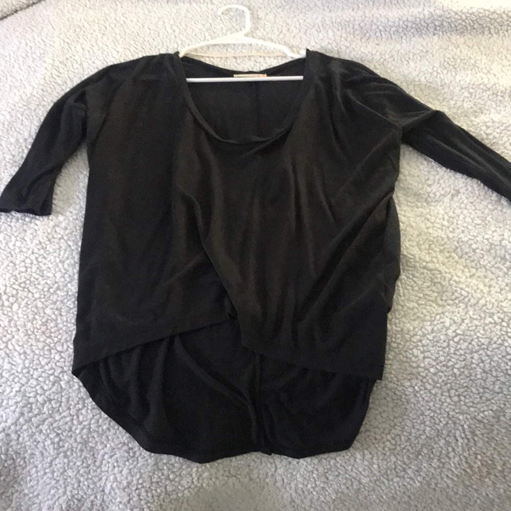 Black Medium Sleeve Top